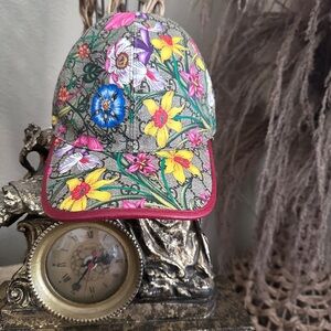 GUCCI  GG Supreme Flora Claudia Baseball Hat 58 L Multicolor Unisex
